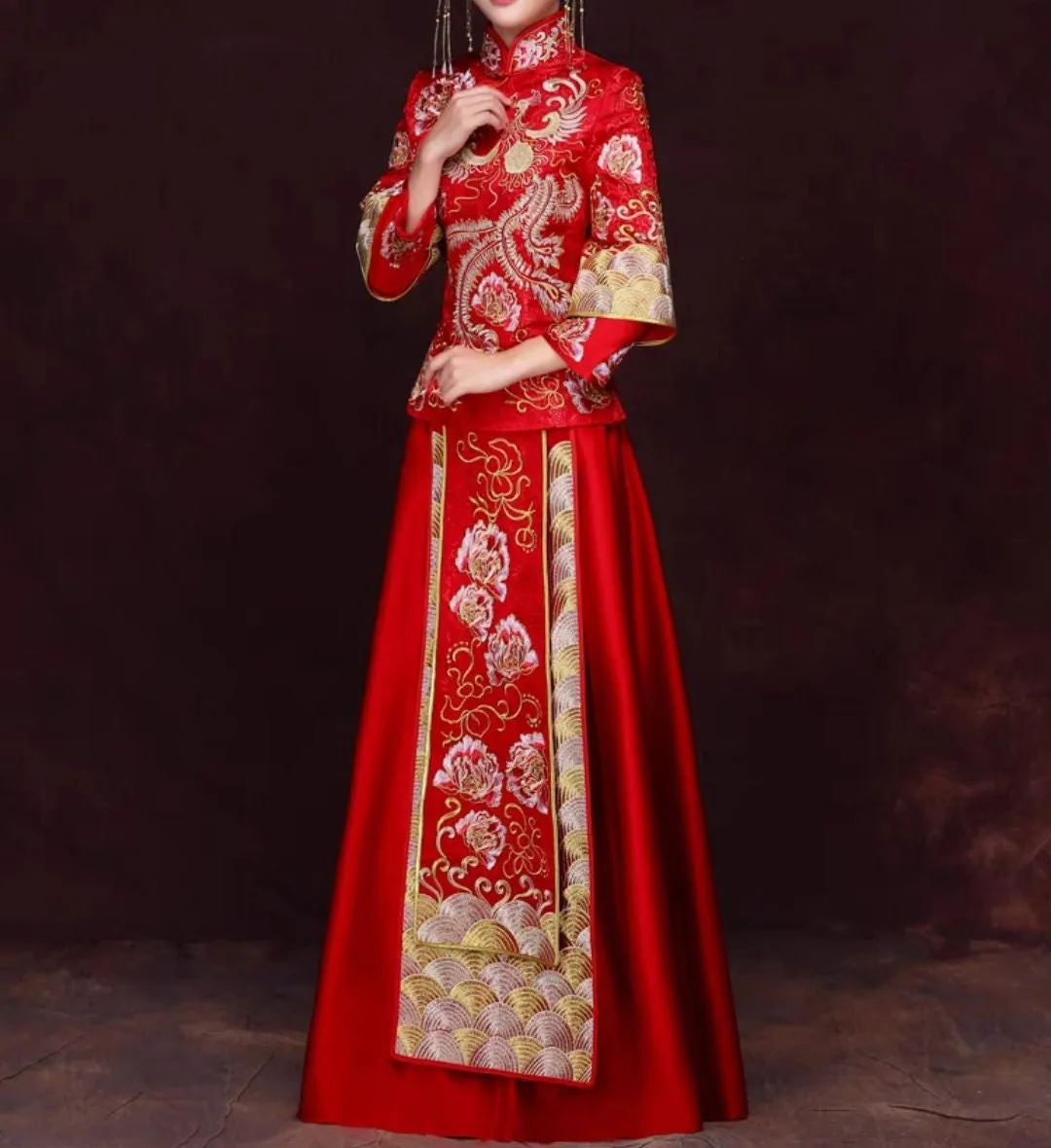 Chinese traditional wedding dress
