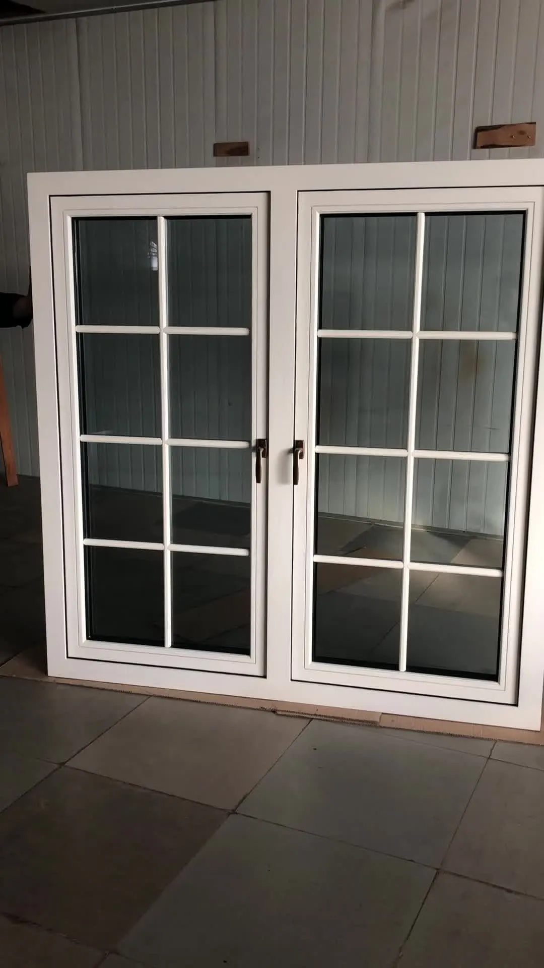 Doorwin 2021Fashion insulated divided lite glass white color wood windows home door window for cheap design house wooden style