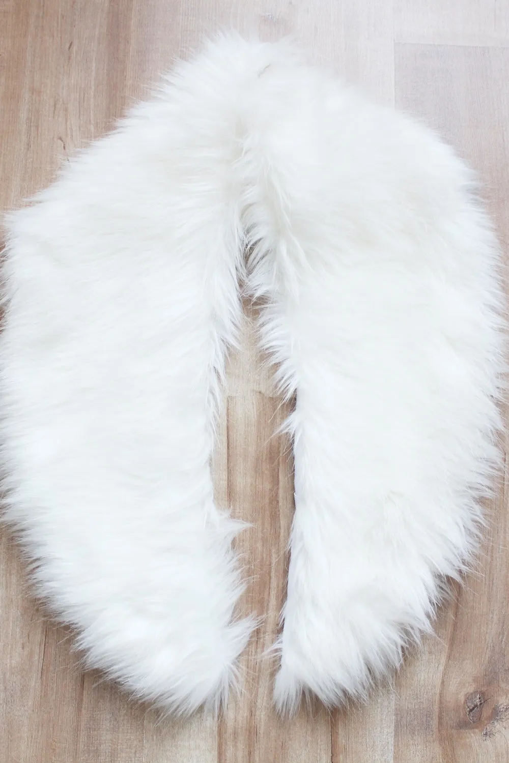 FAUX FUR COLLAR WRAP WHITE