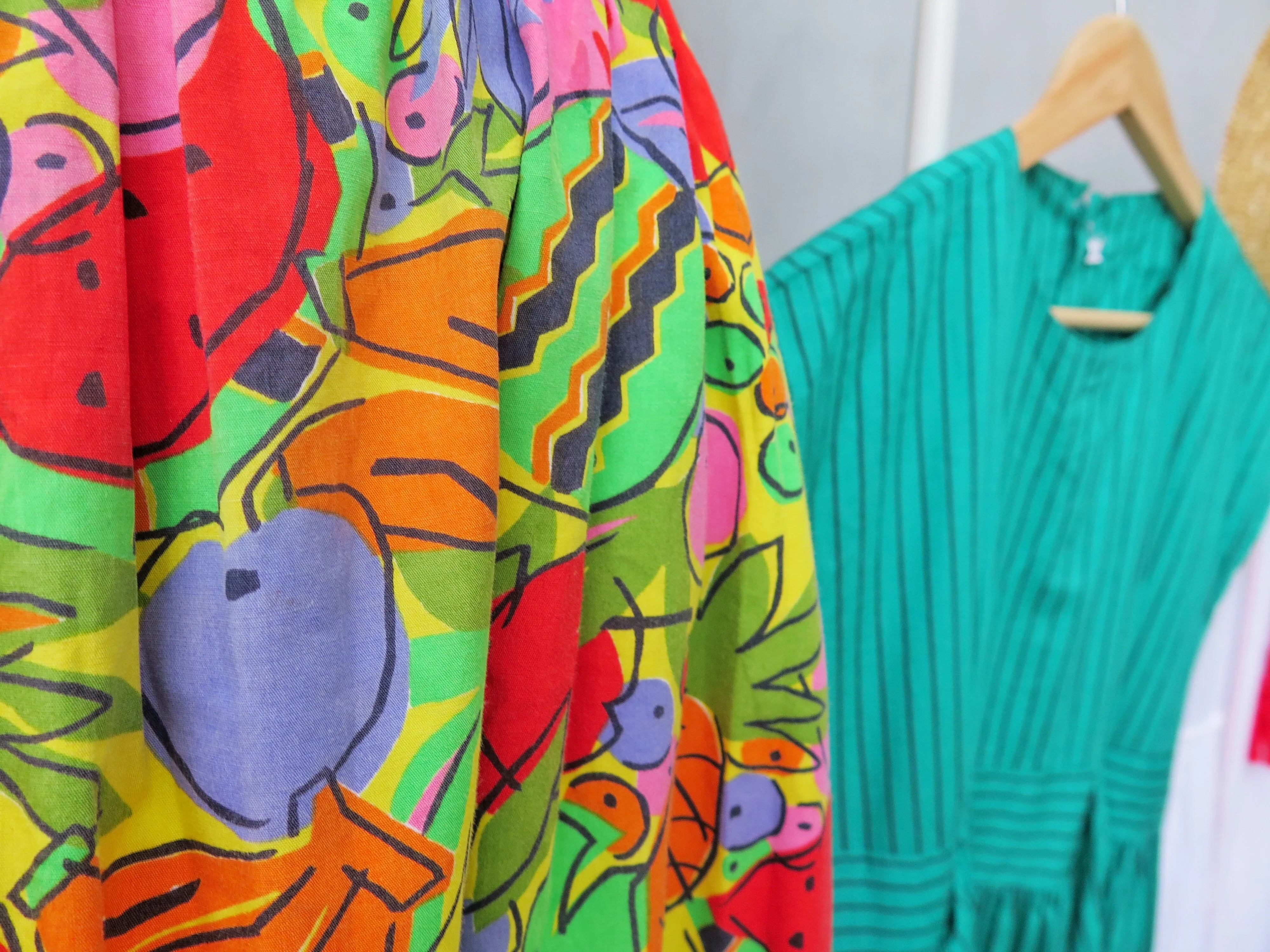 Must Have | Sashya | Vintage 1980s fun tropical fruit pina colada fruitti tutti colourful print dress