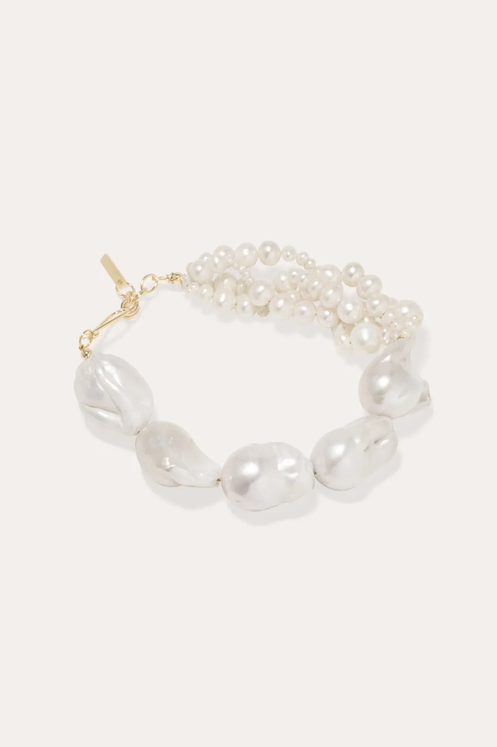 Parade of Possibilities - Pearl and Gold Plated Bracelet