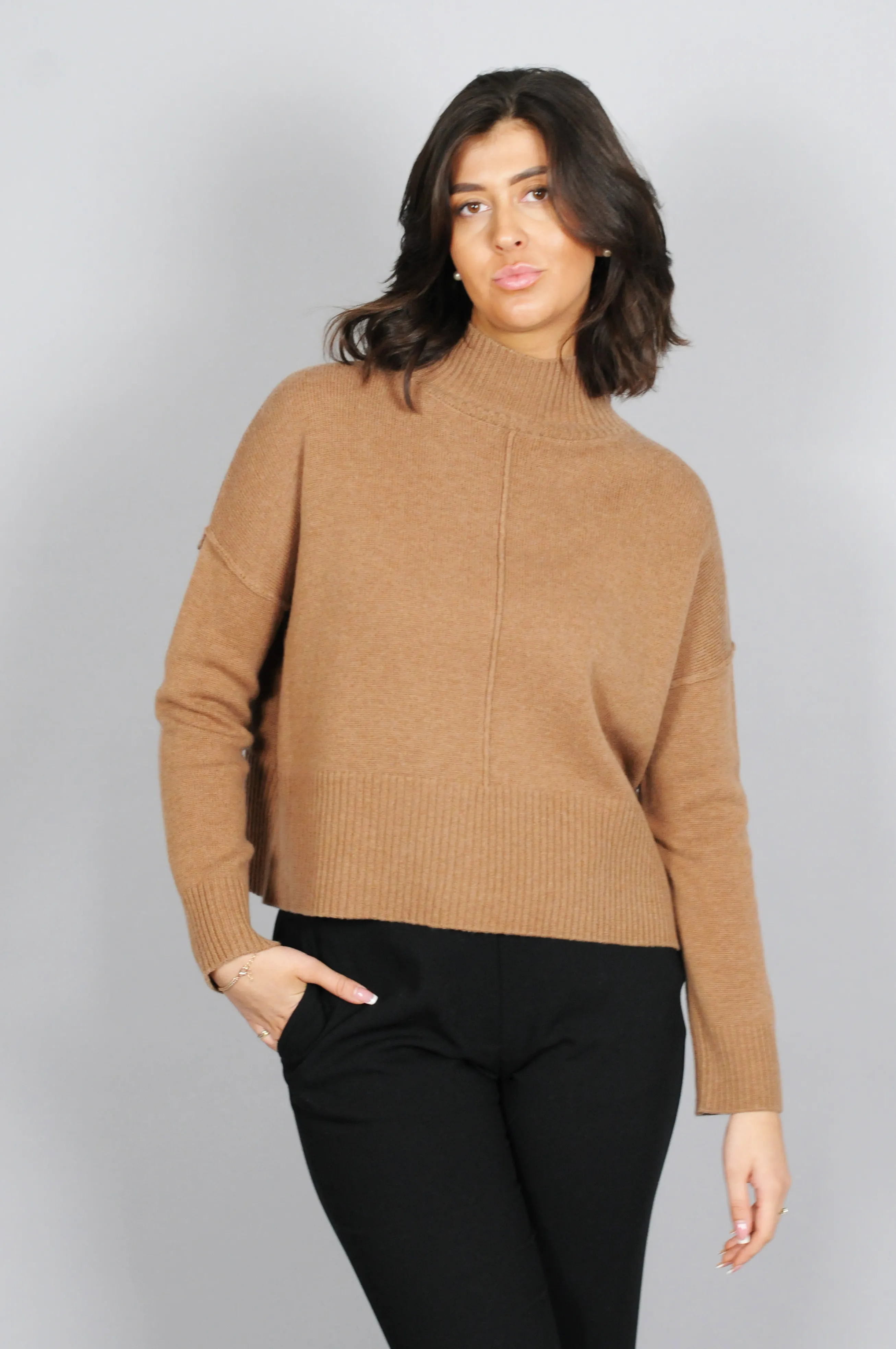 SY-23080 Sweater - 100% Wool - Accessories - Walnut