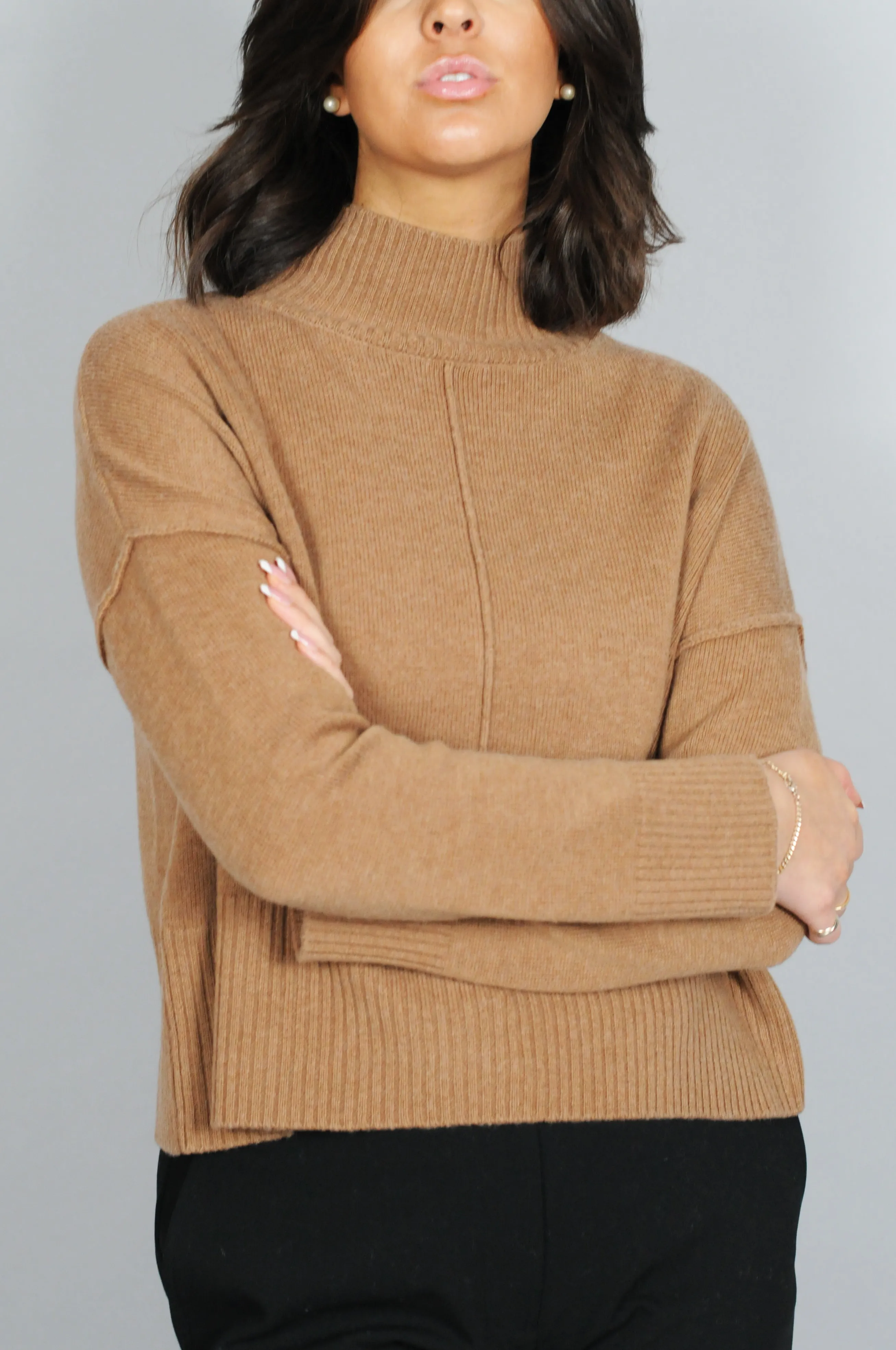 SY-23080 Sweater - 100% Wool - Accessories - Walnut